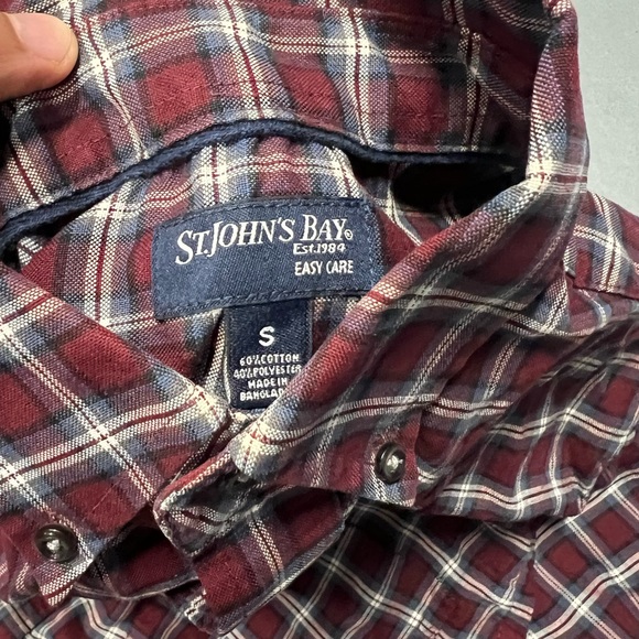 St Johns Bay Men Button Up Shirt Small Red Plaid  Long Sleeve Collar - Picture 4 of 6